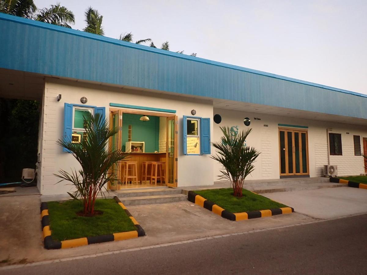 Naisang Hostel Chumphon Ngoại thất bức ảnh