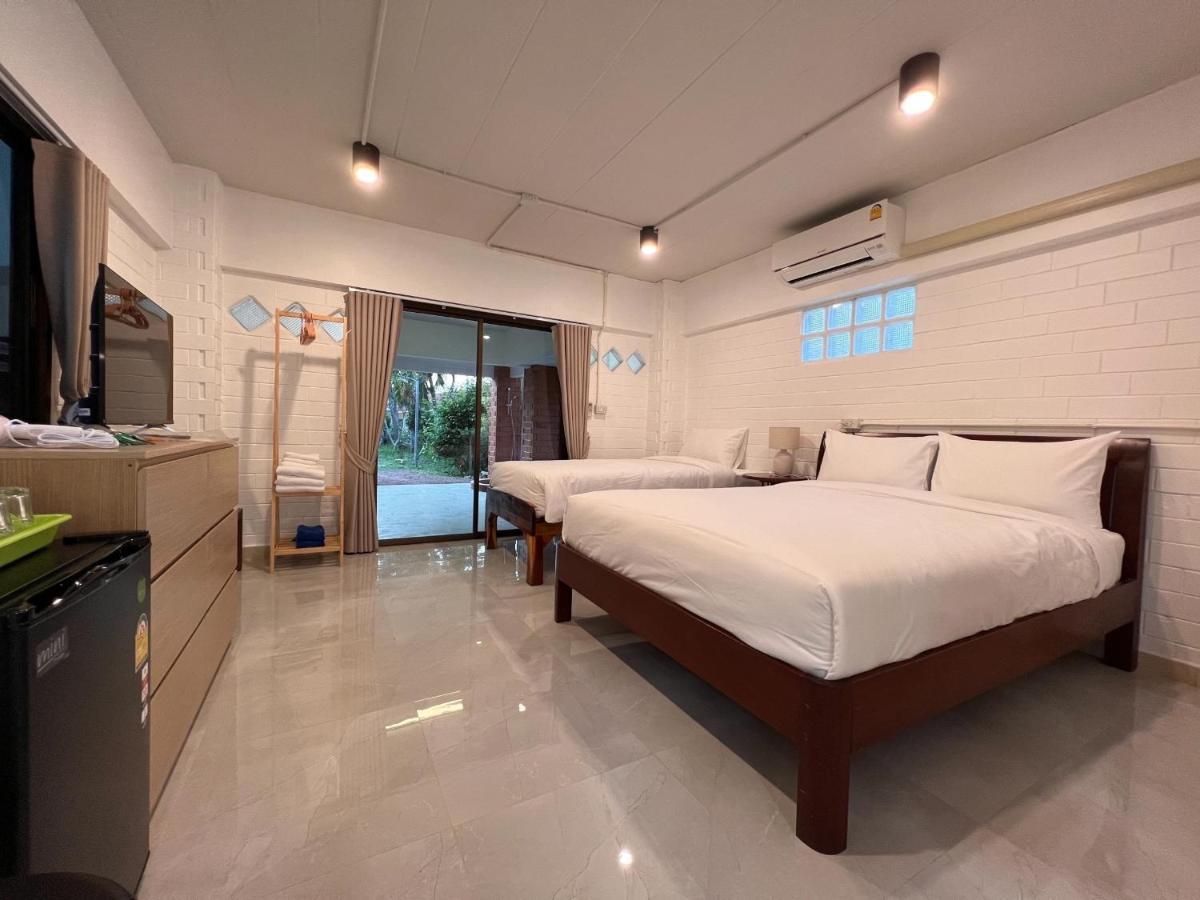 Naisang Hostel Chumphon Ngoại thất bức ảnh