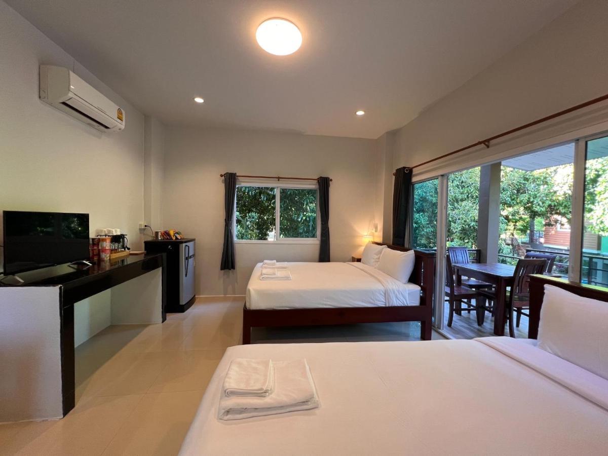 Naisang Hostel Chumphon Ngoại thất bức ảnh